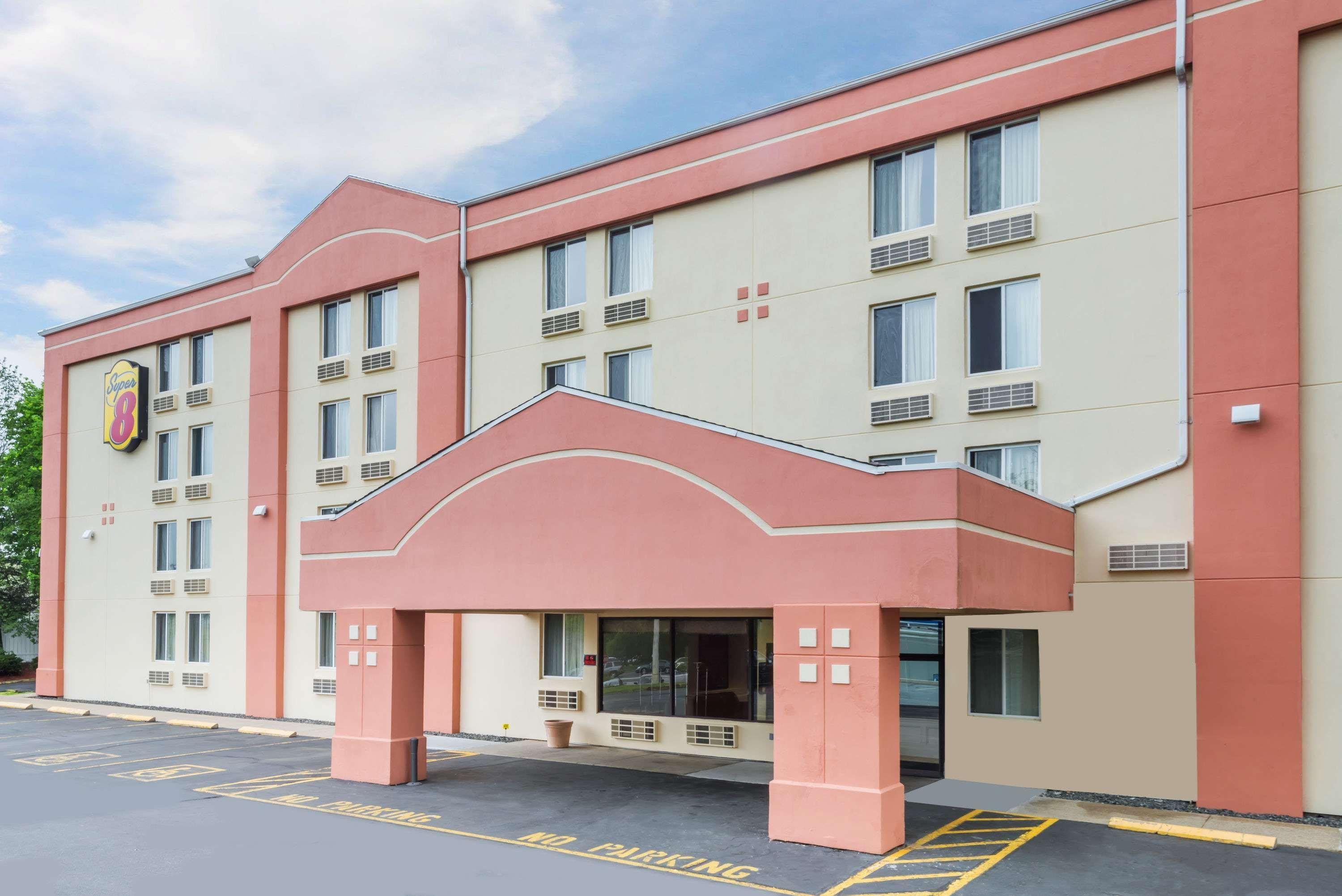Super 8 By Wyndham Danbury Motel Ngoại thất bức ảnh